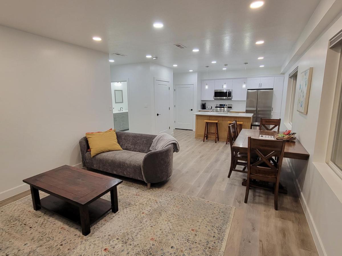 Spacious & Modern Apartment, Close To Universities And Mountains Mapleton Exterior foto